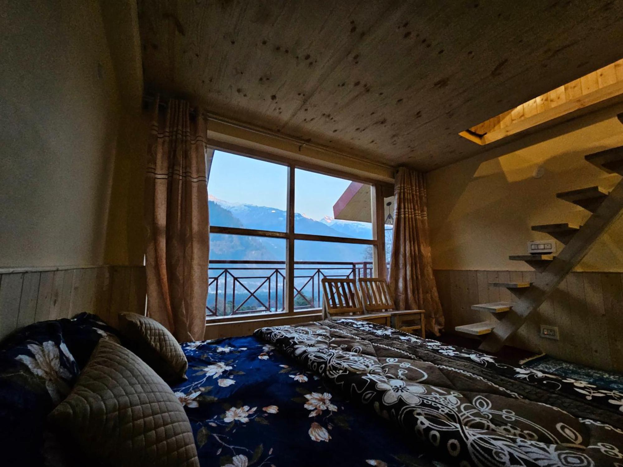 The Pineapple Home Manali  Ngoại thất bức ảnh