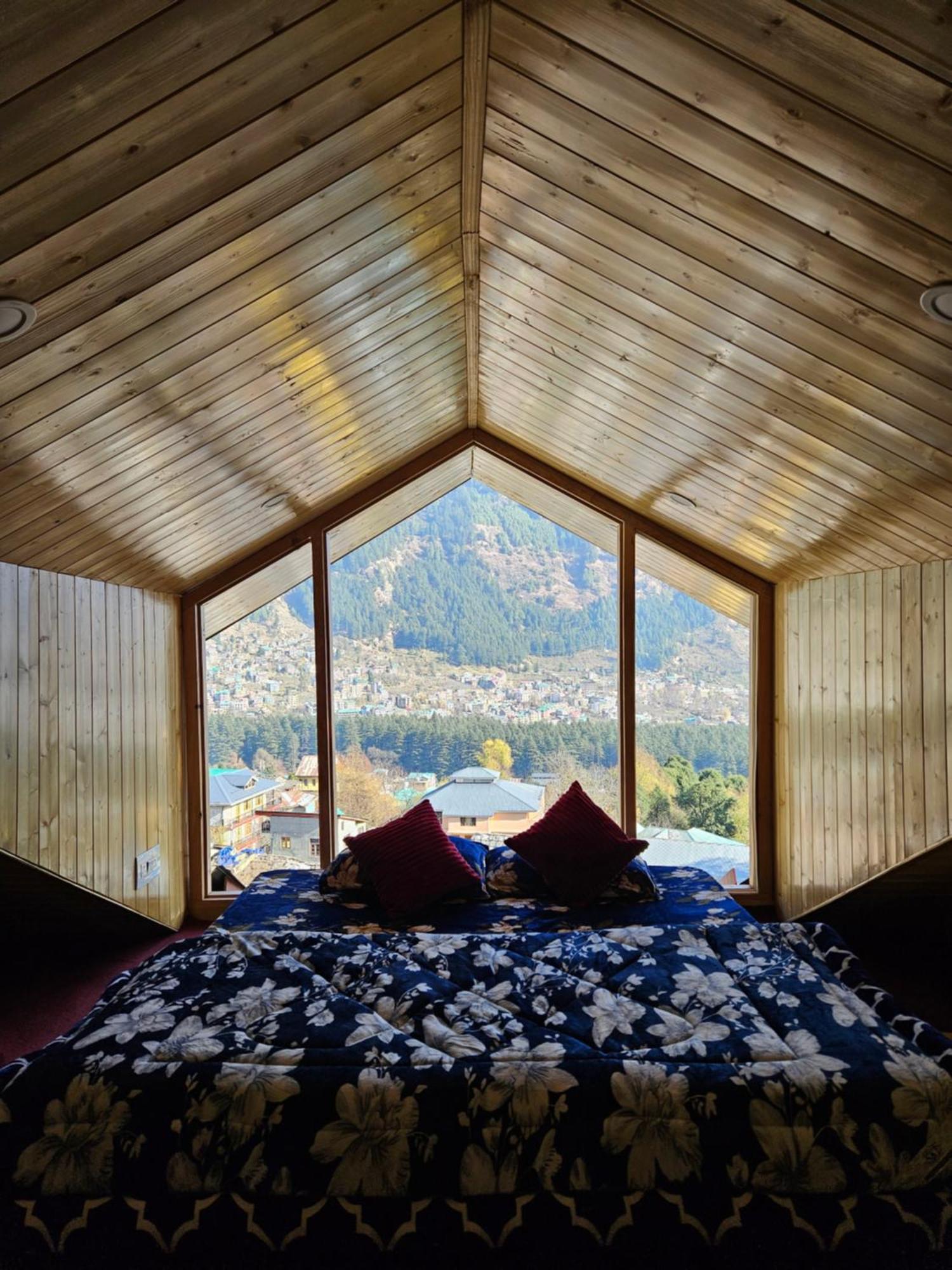 The Pineapple Home Manali  Ngoại thất bức ảnh
